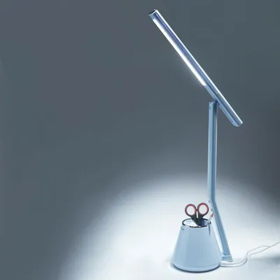 Obrázek produktu pro Stolní lampa Tiross 7W 48 Led Ts1818