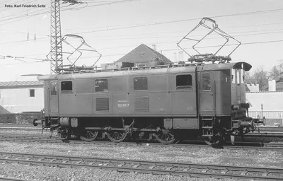 Produktbild von Piko E-Lok/Sound BR 132 DB IV + PluX22 Dec. 51415