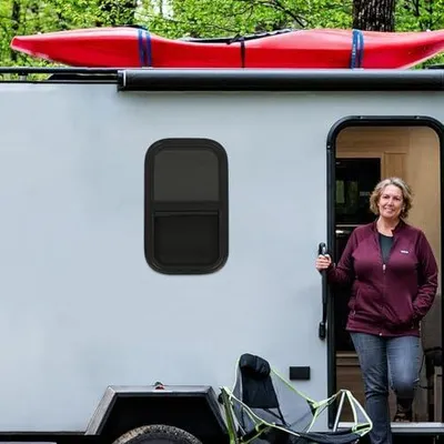 Produktbild von Schiebefenster für Wohnmobile | Wasserdichtes Fenster mit Insektennetz, Ersatzfenster für Caravan und Camper (300 x 550 mm)