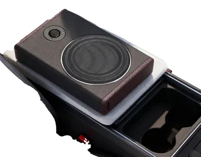 Obrázek produktu pro Autosubwoofer a zesilovač, jmenovitý výkon 200 W, maximální výkon 600 W, 12 V DC, frekvenční rozsah 40 Hz–200 Hz, impedance 4 Ω