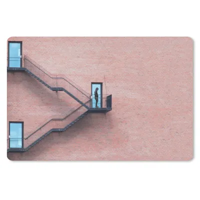 Produktbild von MuchoWow® Schreibtischunterlage Tür - Wand - Treppe - Architektur 60x40 cm - XXL Mauspad - Großes Mauspad