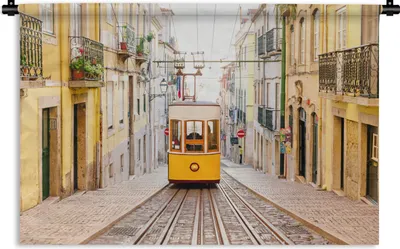 Produktbild von MuchoWow® Wandteppich Wandbehang Mit der Straßenbahn durch Portugal 60x40 cm Tapisserie Dekoration Wandtuch - Wanddekorationen