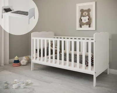 Produktbild von ZEE Weiß Babybett 140x70 ISABEL 2in1  Kinderbett umbaubar Juniorbett höhenverstellbar Holz