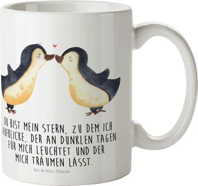 Produktbild von Mr. & Mrs. Panda Haferl Pinguin Liebe - Weiß - Geschenk, Pott, Liebesspruch, Mehrwegbecher, Vertraut, Kunststoffbecher, Plastikbecher, Freundin, Kinderbecher