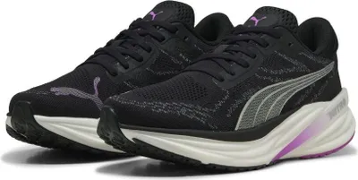 Produktbild von Puma Magnify NITRO™ 2 Laufschuhe Damen schwarz pure magenta Gr 38,5