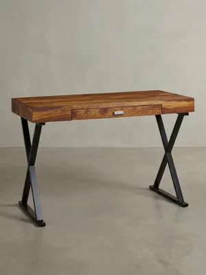 Produktbild von Massivholz Schreibtisch Sheesham, X-förmiges Metallgestell, Schublade. Schwarz, 120x55x78 cm | Kadima Design