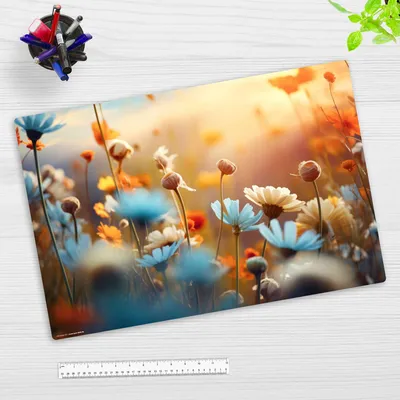 Produktbild von Schreibtischunterlage für Kinder und Erwachsene - Wildblumen im Abendlicht - 60 x 40 cm - aus Premium Vinyl -  Germany
