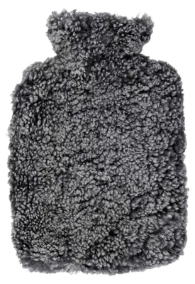Produktbild von Wärmflasche aus Lammfell in  - neuseeländisches Lammfell 37 x 27 cm in Graphit