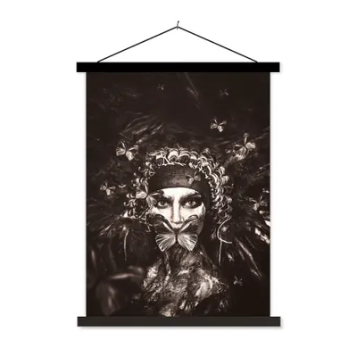 Produktbild von MuchoWow® Textilposter Frau - Schmetterling - Farbe 90x120 cm mit schwarzem Rahmen - Dekoration