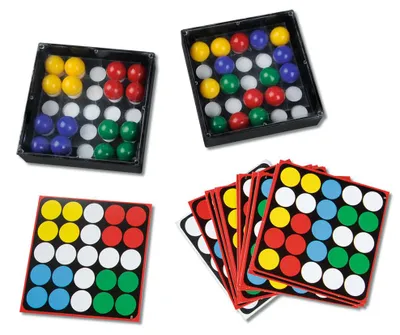 Produktbild von Tricky Fingers Geschicklichkeitsspiel mit 16 Kugeln und 14 Vorlagenkarten