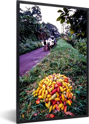 Produktbild von MuchoWow® MuchoWow® Gerahmtes Poster Haufen von tropischen und frischen Kakaobohnen 40x60 cm - Poster mit zchwarzem Bilderrahmen - Papierdruck - Wandbilder