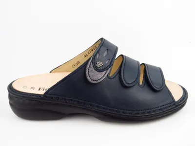 Produktbild von Finn Comfort Kos navy platin Pantolette Blau : 41