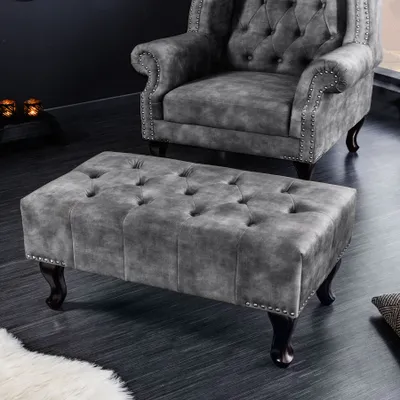 Produktbild von riess-ambiente Design Sitzhocker CHESTERFIELD 80cm grau Samt Knopfheftung Nietenbesatz Hocker Fußhocker Polsterhocker