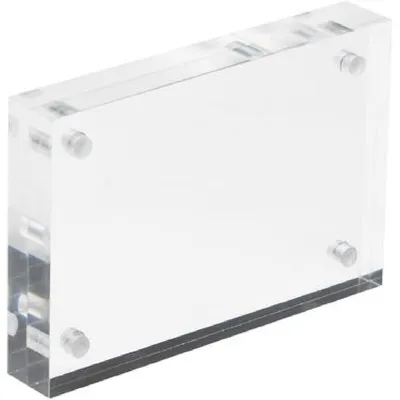 Produktbild von Acrylblock magnetisch 9,5x6,5x1,5cm transparent (für Visitenkarten)