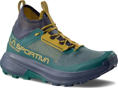 Der Prodigio Hike GTX Wanderschuh von La Sportiva in grün und gelb; mit atmungsaktivem Obermaterial und rutschfester Sohle.