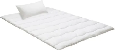 Produktbild von Badenia Trendline® Decke- und Kissenset Essentials - 135x200 cm/40x80 cm, leicht