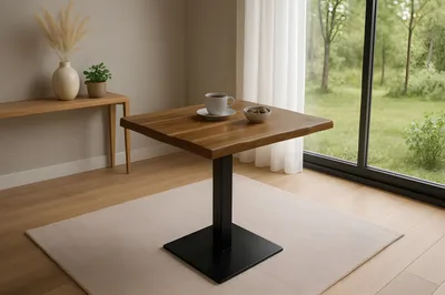Produktbild von Bistrotisch Baumkante massiv Akazie honig 60 x 60 cm Stempelfuß schwarz IRIS