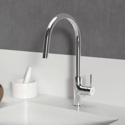Produktbild von Ideal Standard Ceraline Nuovo Küchenarmatur Ausladung 21,5 cm, 1-Funktionshandbrause, Niederdruck