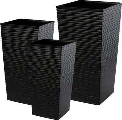 Three black planters of varying heights are arranged in a group against a white background.