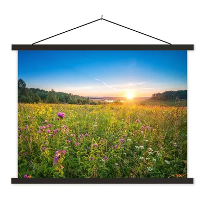 Produktbild von MuchoWow® Textilposter Sonne - Gras - Blumen 120x90 cm mit schwarzem Rahmen - Aufhänger für Poster
