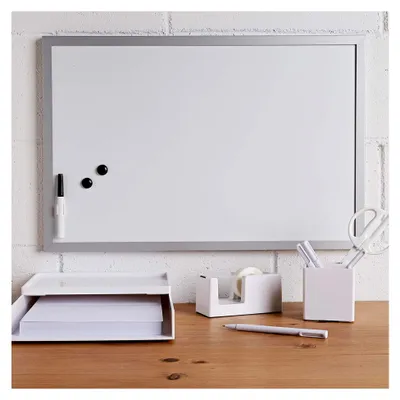Produktbild von Whiteboard und Magnettafel (silbernen Holzrahmen, 40 x 60cm) weiß (Whiteboard 40x60cm, Farbe, 1)