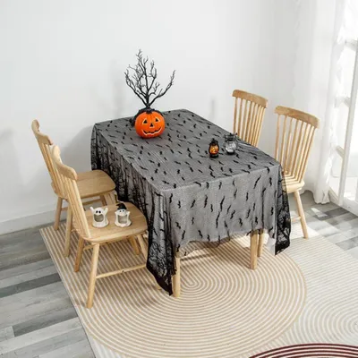 Produktbild von Omgoods - Tischdecke Halloween - Schwarze Tischdecke mit Spitze - Rechteckige Tischdecke - Waschbare Tischdecke - Partydekoration - 140 x 350 cm - Tischdecke für Feiern