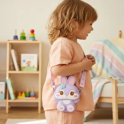 Image de Ogi Mogi Toys Purple Bunny Shoulder Bags for Girls, Mini Silicone Fidget Bag with Adjustable Strap, Squishy Crossbody Purse for Adults, Perfect Sensory Toy Gifts for Kids Aged 3-10
