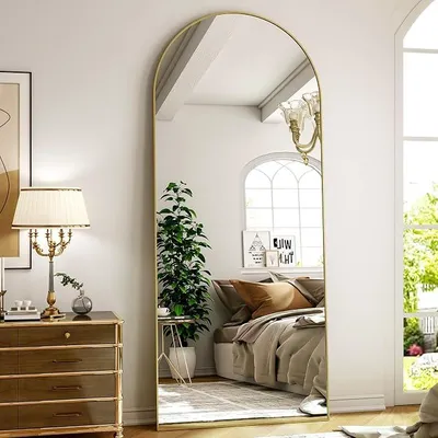 Imagen del producto de Espejo de cuerpo entero de 162x53 cm, espejo de pie con forma arqueada y marco de aluminio. Ideal para usar de pie, apoyado o colgado en la pared, perfecto para dormitorios y salones. Color: dorado
