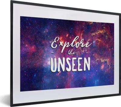 Produktbild von MuchoWow® Gerahmtes Poster Zitate - Sprichwörter - 'Das Unsichtbare erforschen' - Der Weltraum - Jungen - Mädchen - Kinder 40x30 cm - Poster mit Schwarzem Bilderrahmen Wandposter Rahmen Foto Bilder - Bilderrahmen - Poster im Rahmen