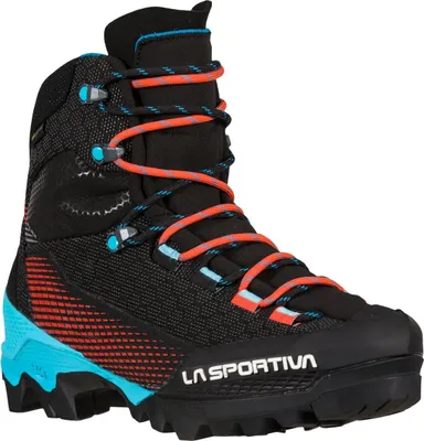 Damen-Bergschuh "Aequilibrium ST Woman GTX" von La Sportiva in Schwarz mit blauen und roten Akzenten.