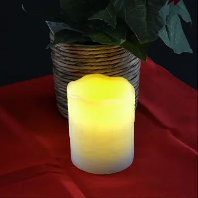 Produktbild von LED Wachskerze weiß 8x10cm