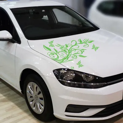 Produktbild von Aufkleber - Blumenranke Autoaufkleber + 3 Schmetterlinge 77cm x 50cm lindgrün - Tuning Carystyling Heckscheibe Auto