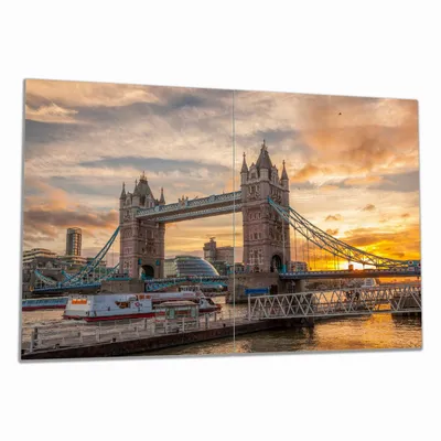 Produktbild von Wallario Herdabdeckplatte aus Glas, Größe 80 x 52 cm 2-teilig, Motiv Tower Bridge - London bei Sonnenuntergang