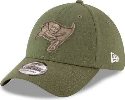 Produktbild von New Era 39Thirty Cap Salute to Service Tampa Bay Buccaneers