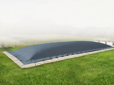 Produktbild von AirDeluxe® Rechteckige aufblasbare Poolplane (10m x 3m, Anthrazit) INKL. elektr. Luftpumpe, Schwimmbad Abdeckung aus LKW Plane, Winter Poolabdeckung