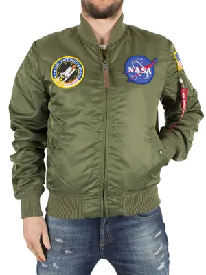 Produktbild von Alpha Industries Herren MA-1 VF NASA Logo Bomberjacke, Grün Small