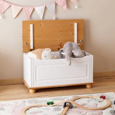 Produktbild von Sitztruhe BRISTOL aus Massivholz, Weiß/Braun - Truhe im Landhausstil, vielseitige Sitzbank, Kiste Massivholz mit sicherem Klemmschutz, Truhenbank ideal zur Aufbewahrung
