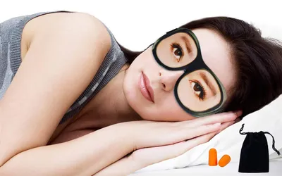 Image de Masque de sommeil avec protection pour les yeux – masque de sommeil confortable pour femmes et hommes, masque occultant, masque léger pour les yeux avec pochette offerte (pour les yeux des femmes)