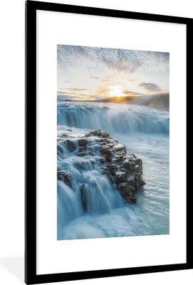 Produktbild von MuchoWow® Gerahmtes Poster Wasserfall - Wasser - Steine - Sonne - Natur 60x90 cm - Poster mit Schwarzem Bilderrahmen Wandposter Rahmen Foto Bilder - Dekoration - Wandposter Wohnzimmer - Hochwertig