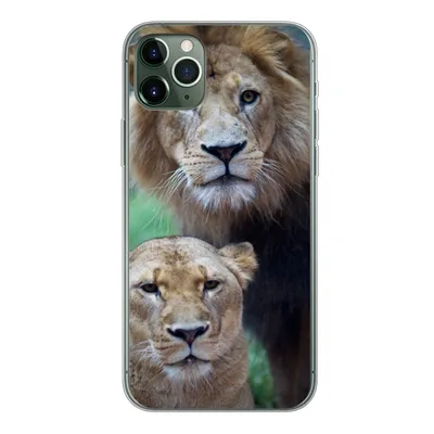 Produktbild von MuchoWow® Handyhülle Schutzhülle Hülle für iPhone 11 Pro Max Porträt - Löwe Silikon Softcase Handy Hülle - Schutz