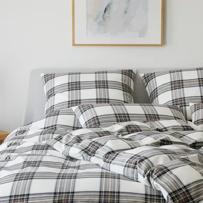 Produktbild von elegante Soft-Flanell-Bettwäsche-Garnitur Westminster Farbe Schoko Größe 135x200+80x80