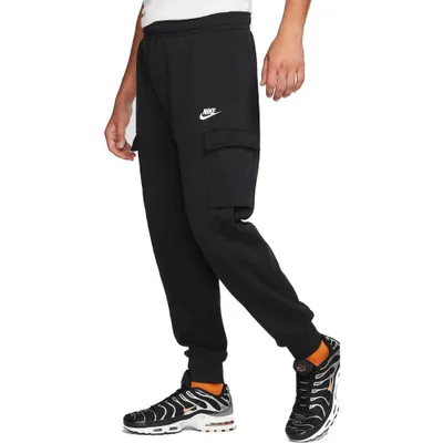 Produktbild von Nike Jogginghose Club Cargo Pant Herren, Größe:M, Farbe:Schwarz