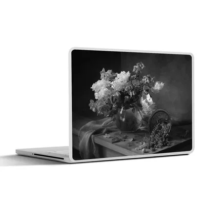 Produktbild von MuchoWow® Laptop Aufkleber Sticker Cover Stilleben - Kirschen - Schwarz - Weiß 32.5x23.5 cm - Sticker für Laptop - Selbstklebend
