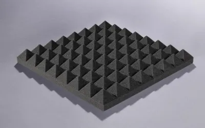 Produktbild von Akupur Schaumstoffpyramidenplatte anthrazit 40 x 40 cm, 50 mm hoch