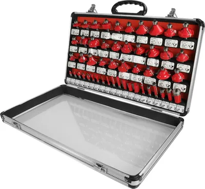 Produktbild von WALTER Fräser-Set: 50-teilig, hochwertiger Kohlenstoffstahl, universeller 8 mm Schaft, hartmetallbestückte Klinge. Inklusive Nut- und Fasefräsern. Mit Aluminiumkoffer für sicheren Transport