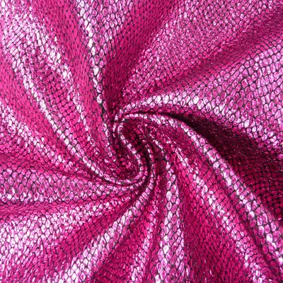 Produktbild von Schlangenhaut Optik Metallic Stoff Meterware Faschingsstoff pink schwarz 140cm