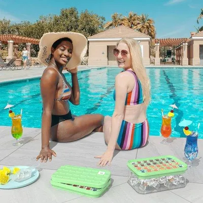 Immagine prodotto di Semplici stampi per cubetti di ghiaccio per cocktail perfetti e molto altro ancora
