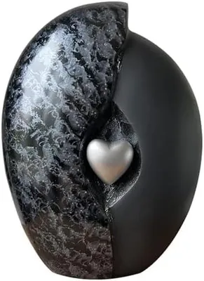 Image de Urne artisanale - Forme de cœur - 3 litres - Aluminium argenté