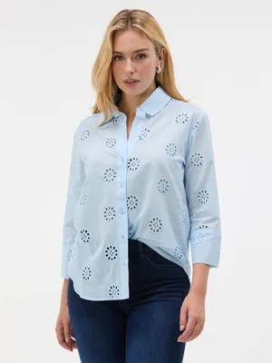 Produktbild von Orsay. Hellblaues Damenhemd mit Kragen und langen Ärmeln, Größe 42