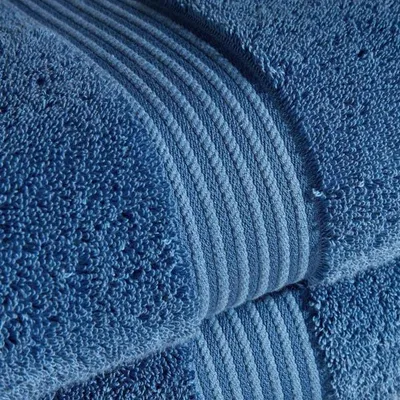 Produktbild von Christy SUPREME Duschtücher, Luxusqualität, 650g/m², 75 x 137 cm, 2er Set, Farbe: deep sea